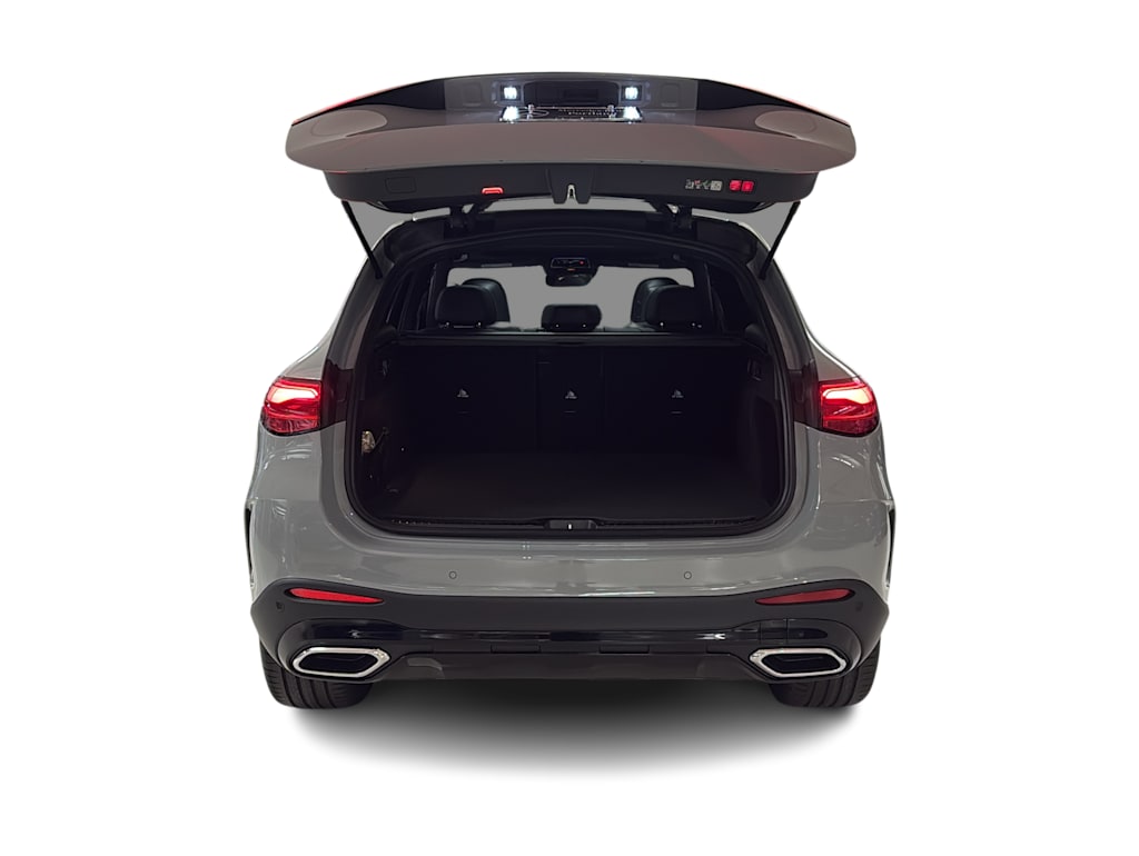 Thumbnail: 2026 Mercedes-Benz GLC - 18