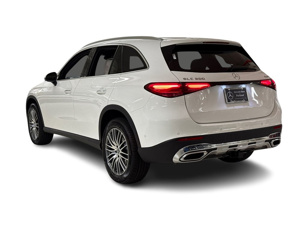 Thumbnail: 2026 Mercedes-Benz GLC - 4