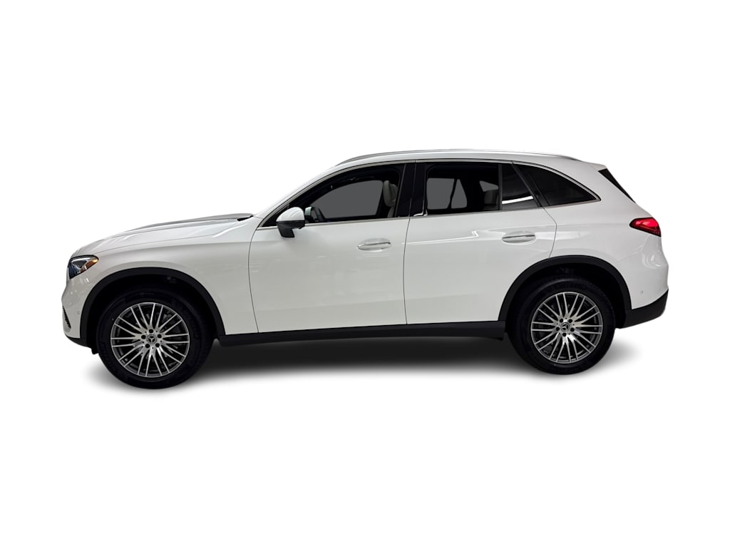 Thumbnail: 2026 Mercedes-Benz GLC - 3