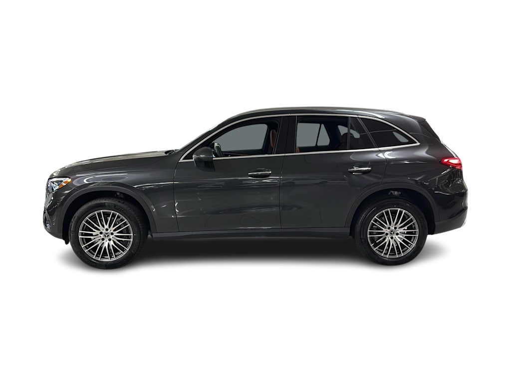 Thumbnail: 2026 Mercedes-Benz GLC - 3