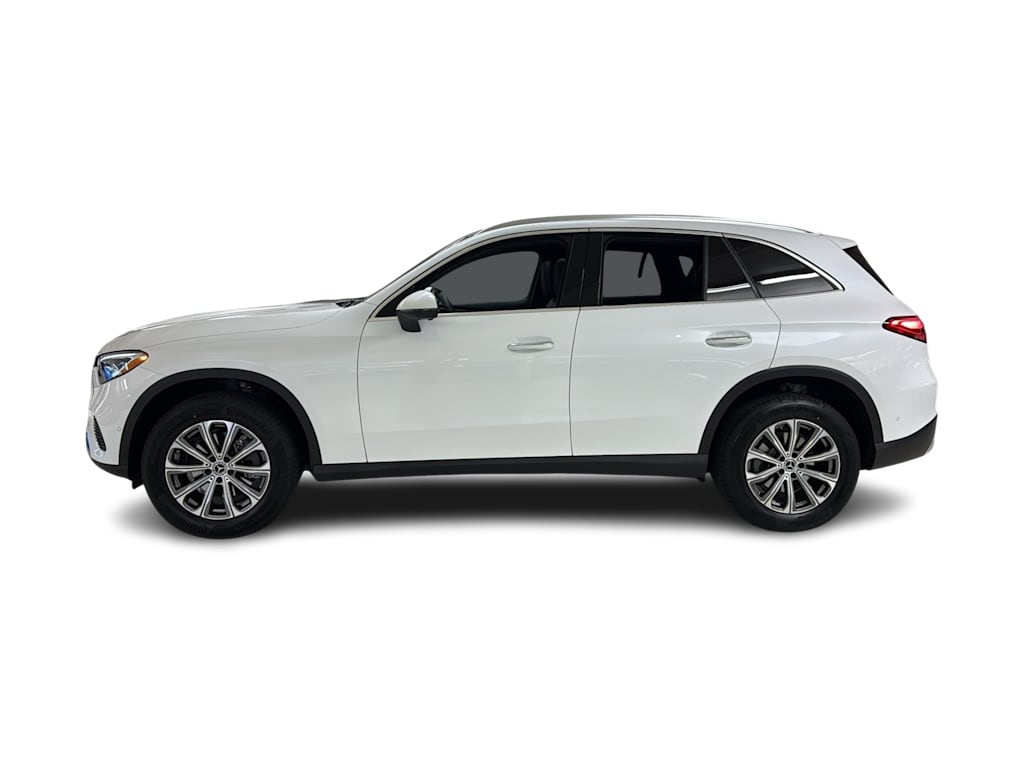 Thumbnail: 2026 Mercedes-Benz GLC - 3