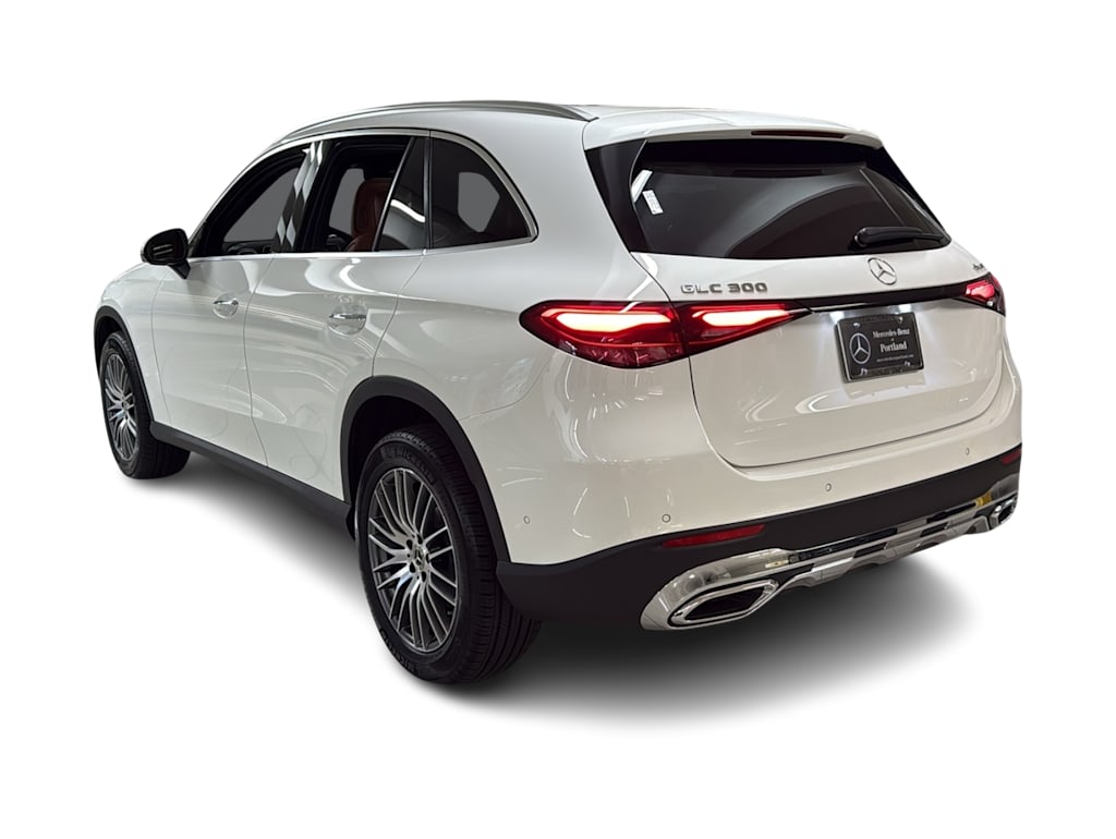Thumbnail: 2026 Mercedes-Benz GLC - 4