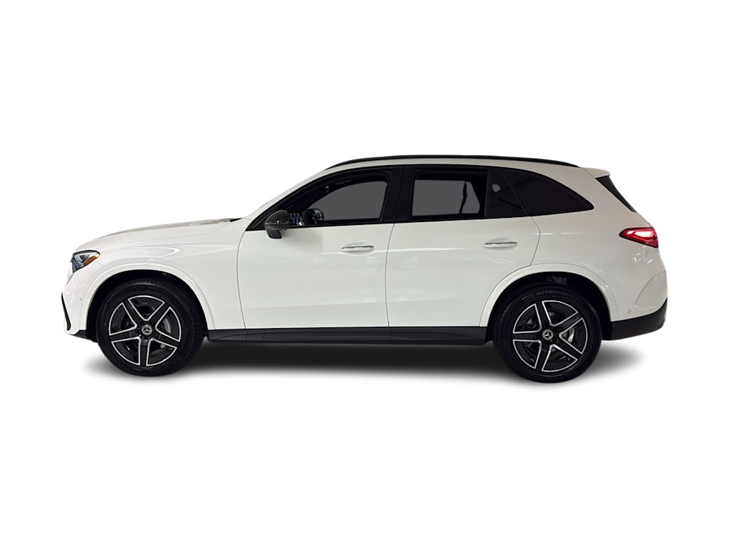 Thumbnail: 2026 Mercedes-Benz GLC - 3
