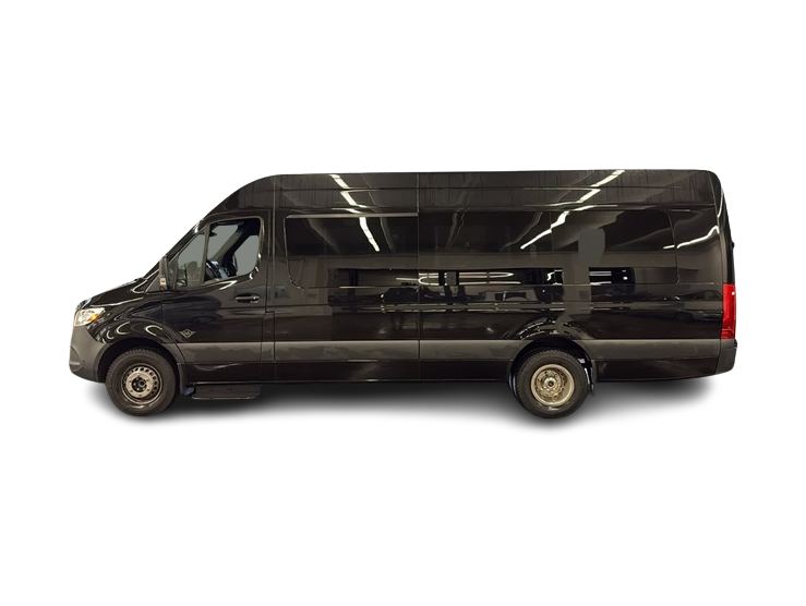 Thumbnail: 2023 Mercedes-Benz Sprinter - 3