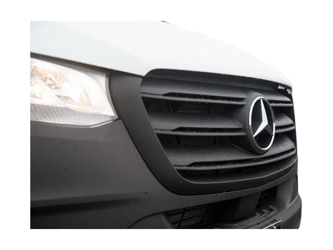 Thumbnail: 2025 Mercedes-Benz Sprinter - 26