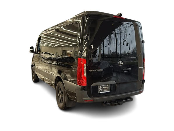 Thumbnail: 2023 Mercedes-Benz Sprinter - 3