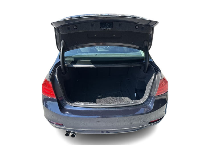 Thumbnail: 2015 BMW 3 Series - 38