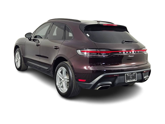 Thumbnail: 2023 Porsche Macan - 4