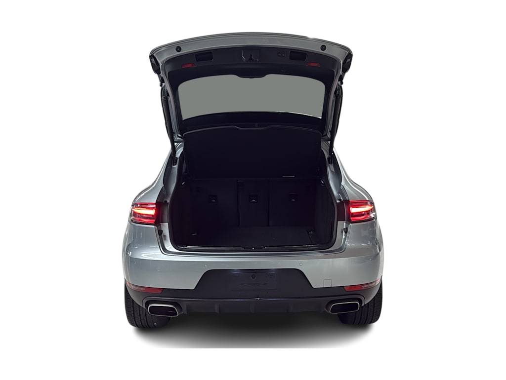 Thumbnail: 2021 Porsche Macan - 18