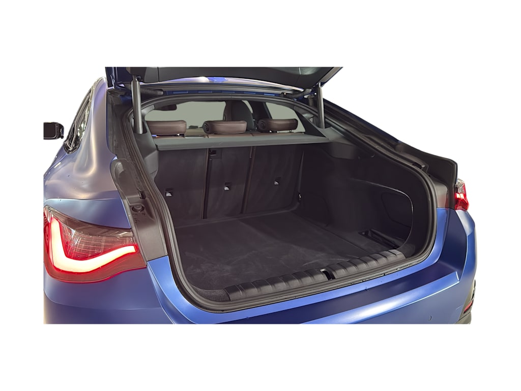 Thumbnail: 2024 BMW i4 - 32