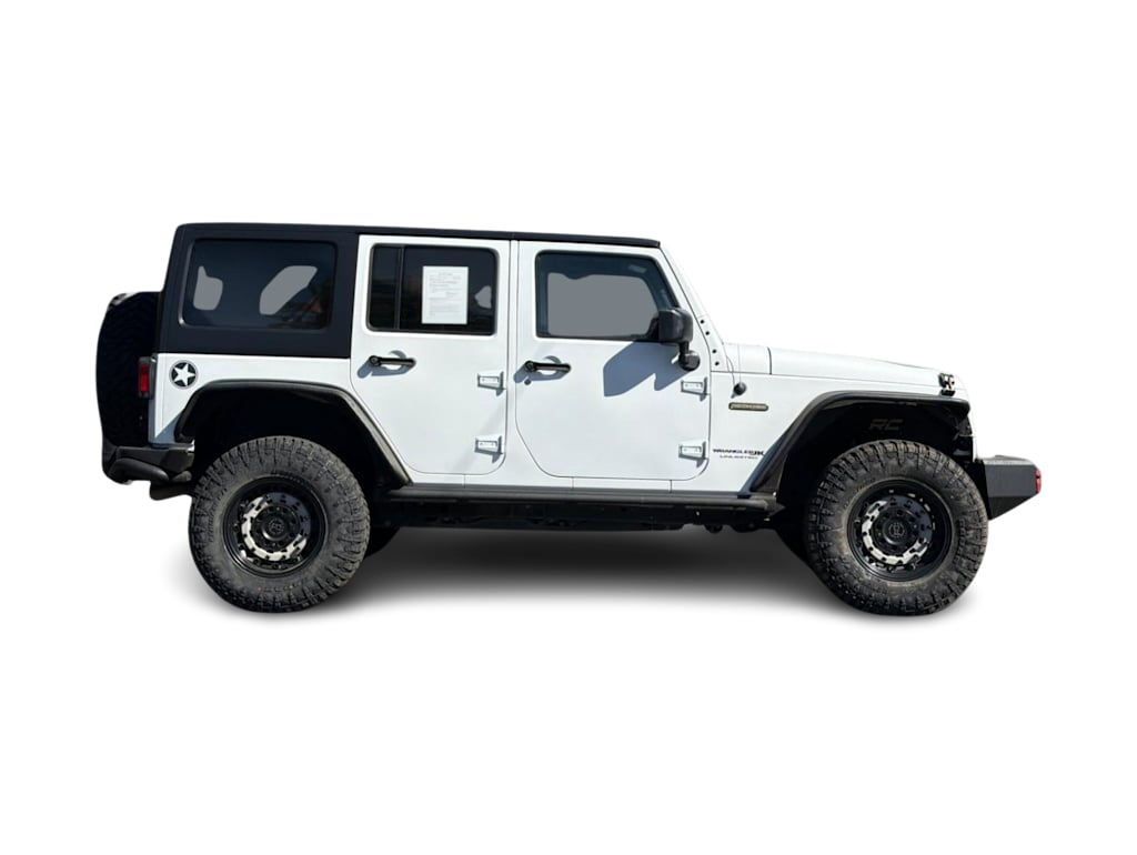 Thumbnail: 2018 Jeep Wrangler - 17