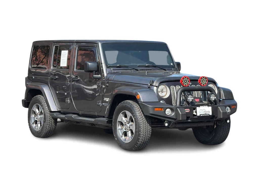 Thumbnail: 2016 Jeep Wrangler - 19