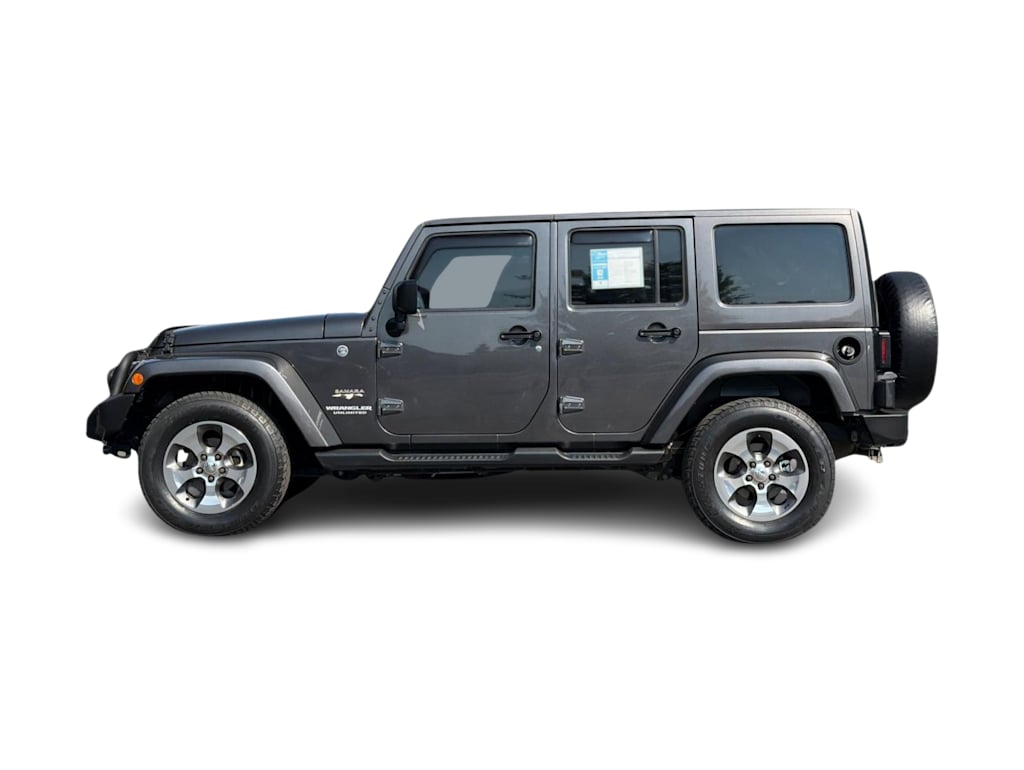Thumbnail: 2016 Jeep Wrangler - 3