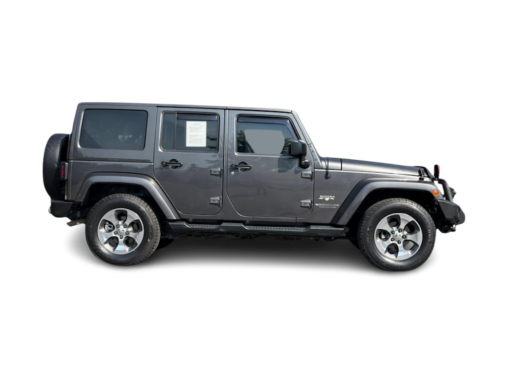 Thumbnail: 2016 Jeep Wrangler - 18