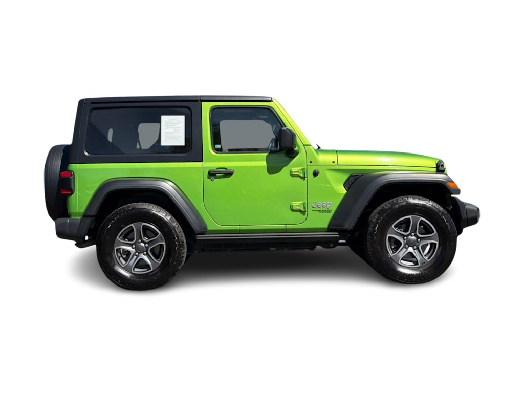 Thumbnail: 2018 Jeep Wrangler - 17