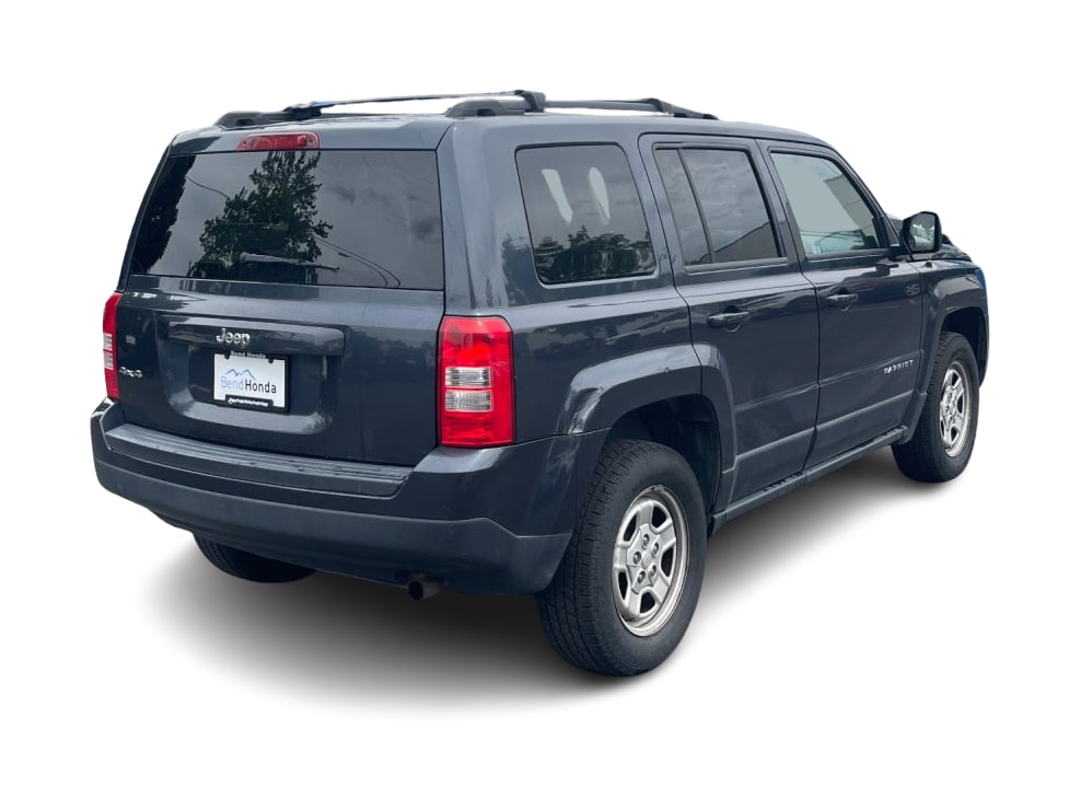 Thumbnail: 2015 Jeep Patriot - 12