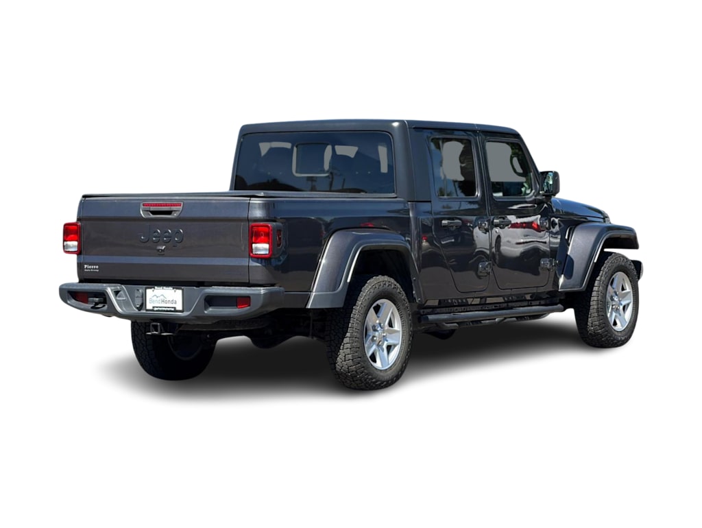 Thumbnail: 2021 Jeep Gladiator - 17