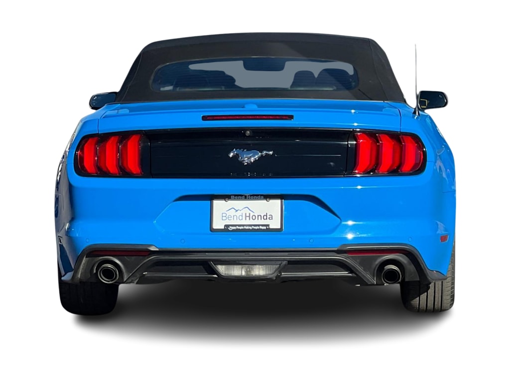 2022 Ford Mustang  5