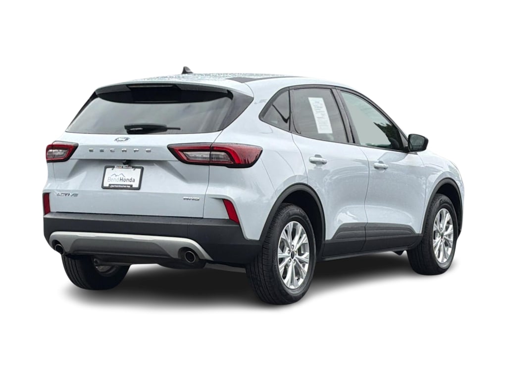 Thumbnail: 2025 Ford Escape - 18