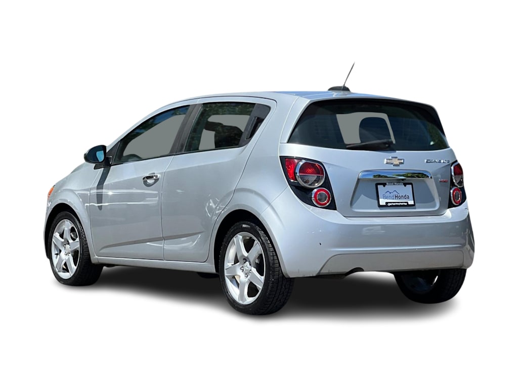 2015 Chevrolet Sonic LTZ 4