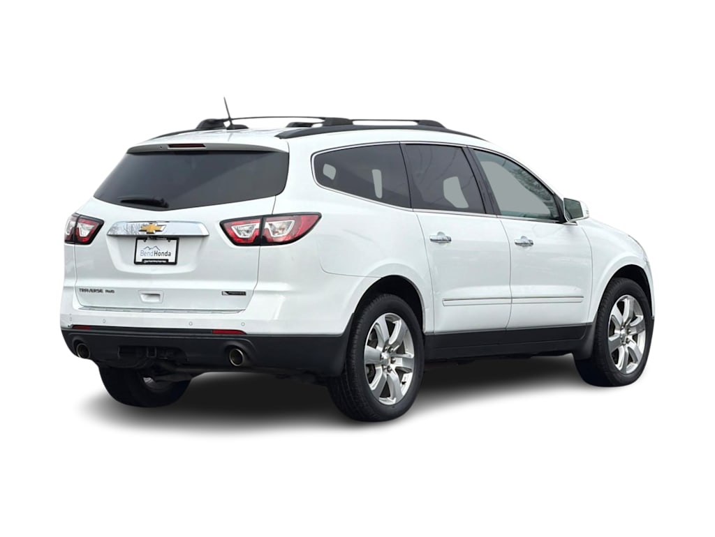 Thumbnail: 2017 Chevrolet Traverse - 18