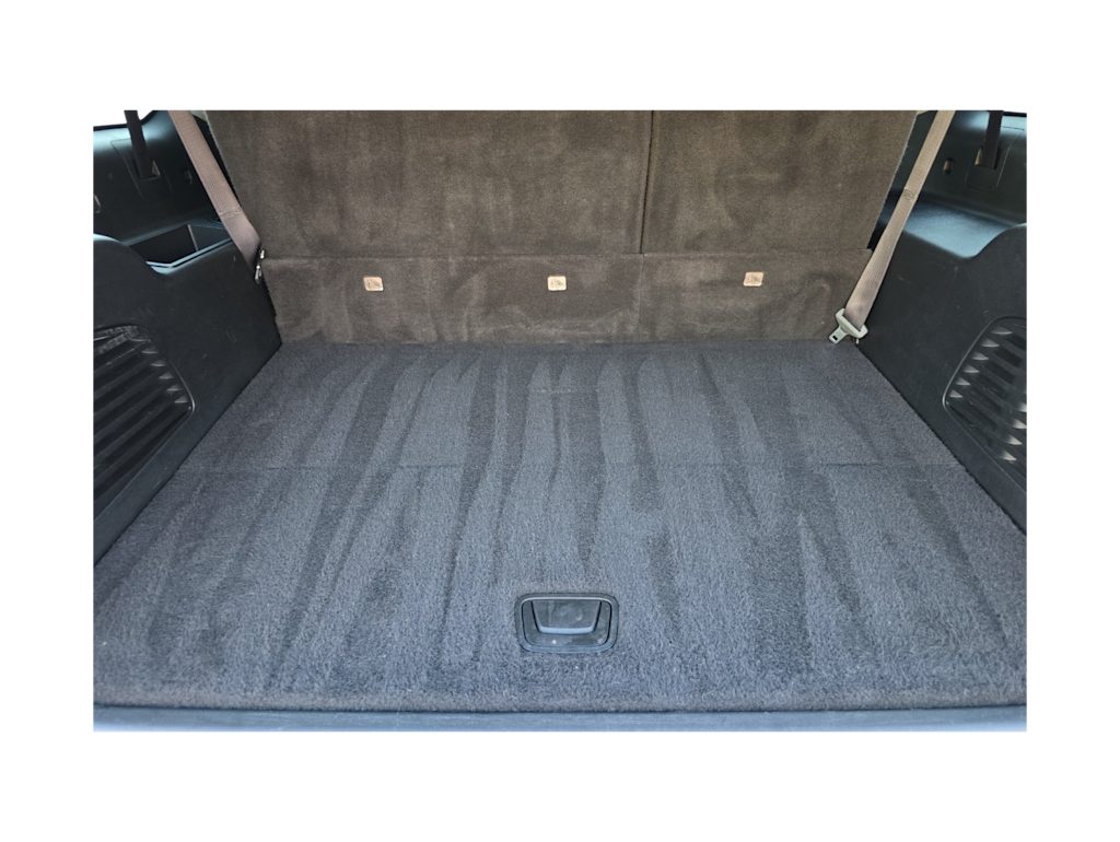Thumbnail: 2016 Chevrolet Suburban - 16