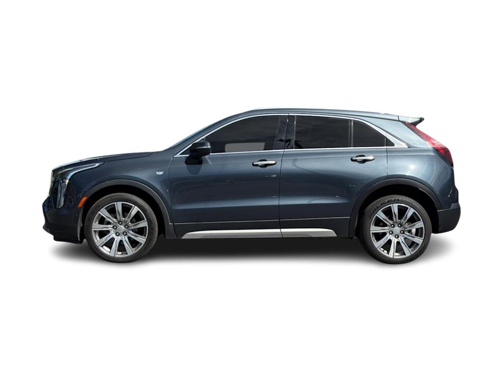 Thumbnail: 2019 Cadillac XT4 - 3