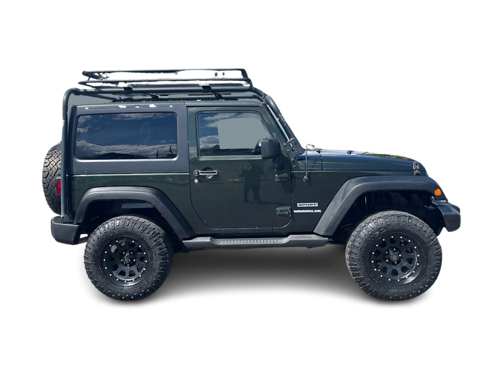 Thumbnail: 2011 Jeep Wrangler - 14