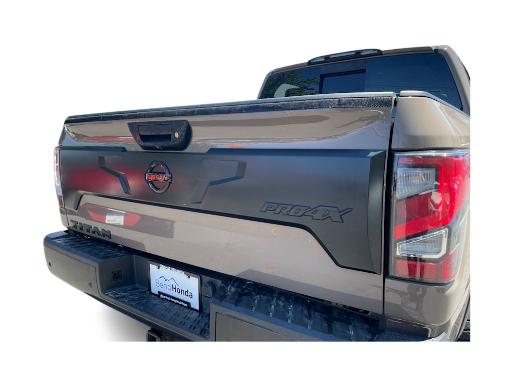 Thumbnail: 2021 Nissan Titan - 15