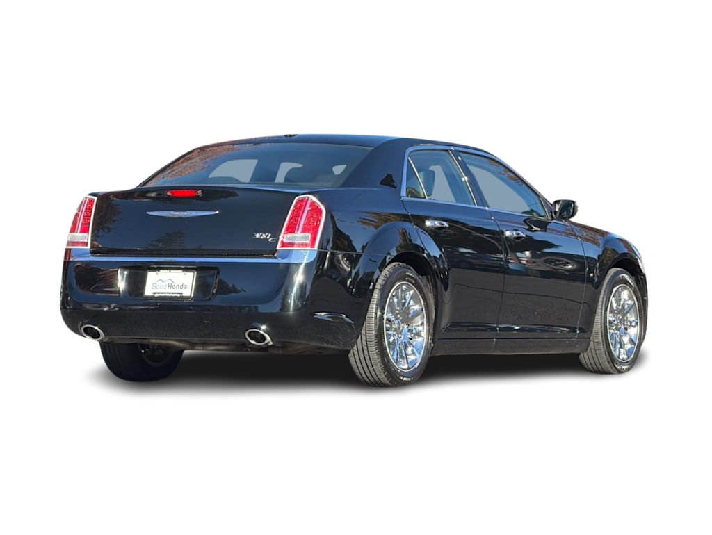 Thumbnail: 2014 Chrysler 300 - 17