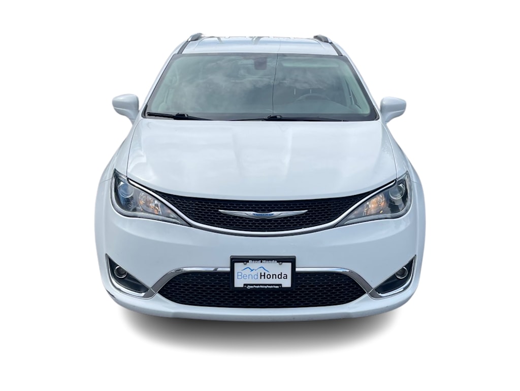 Thumbnail: 2018 Chrysler Pacifica - 6
