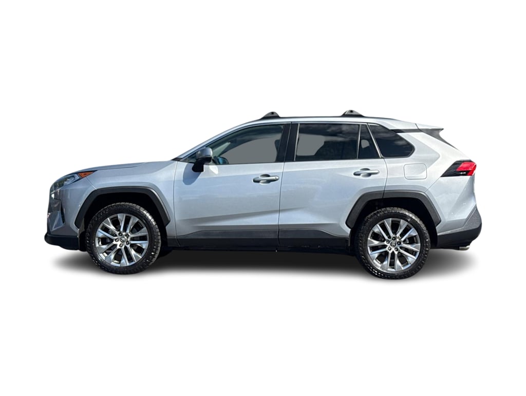 Thumbnail: 2021 Toyota RAV4 - 3