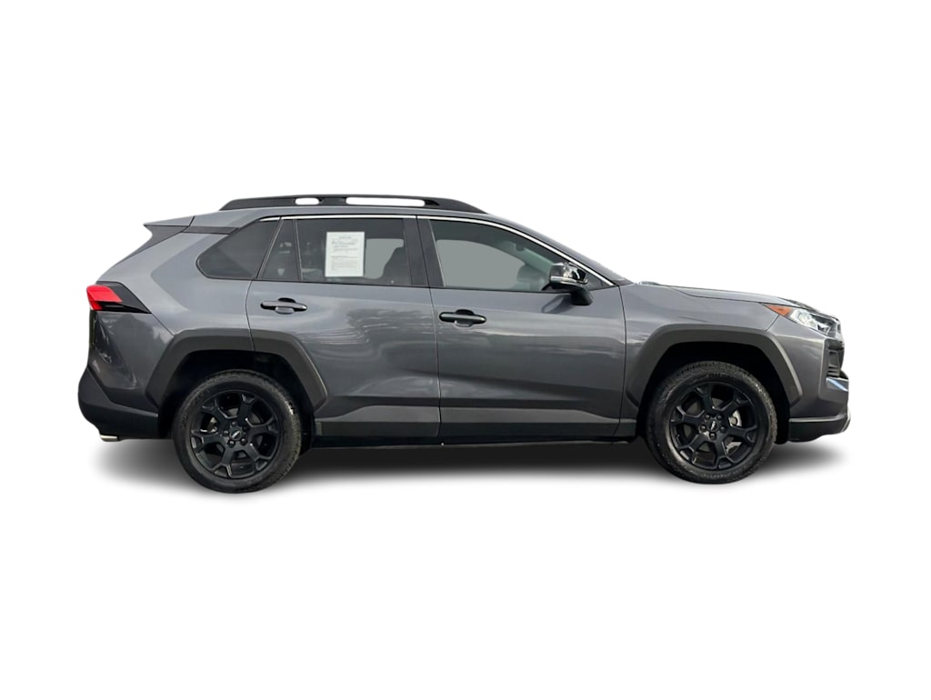 Thumbnail: 2020 Toyota RAV4 - 18