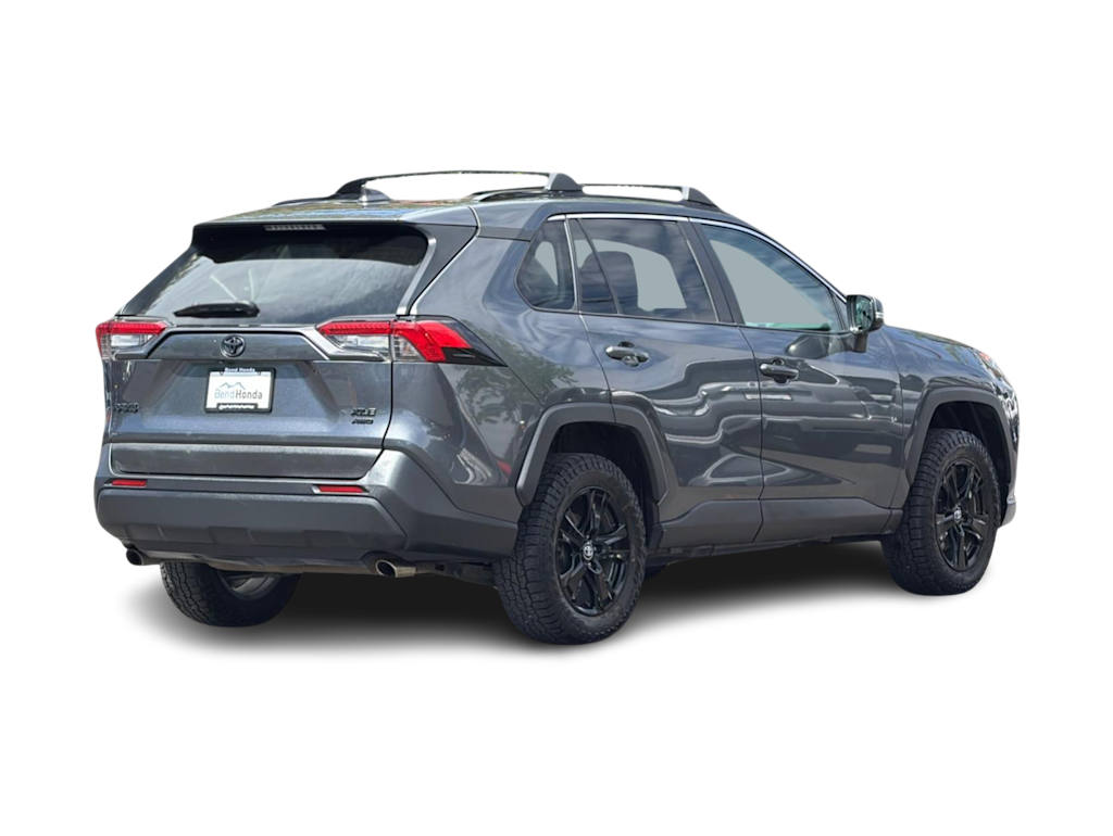 Thumbnail: 2020 Toyota RAV4 - 18