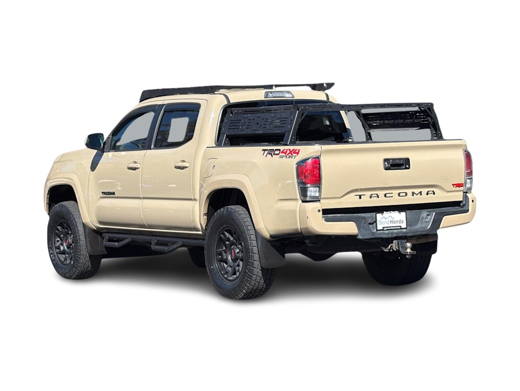 Thumbnail: 2017 Toyota Tacoma - 4