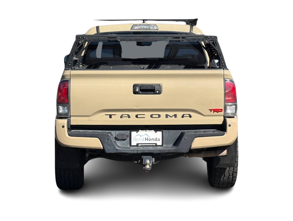 Thumbnail: 2017 Toyota Tacoma - 15