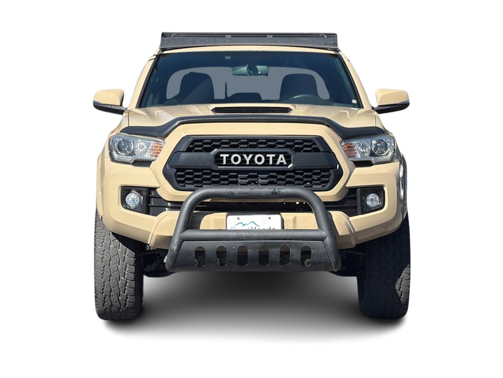 Thumbnail: 2017 Toyota Tacoma - 18