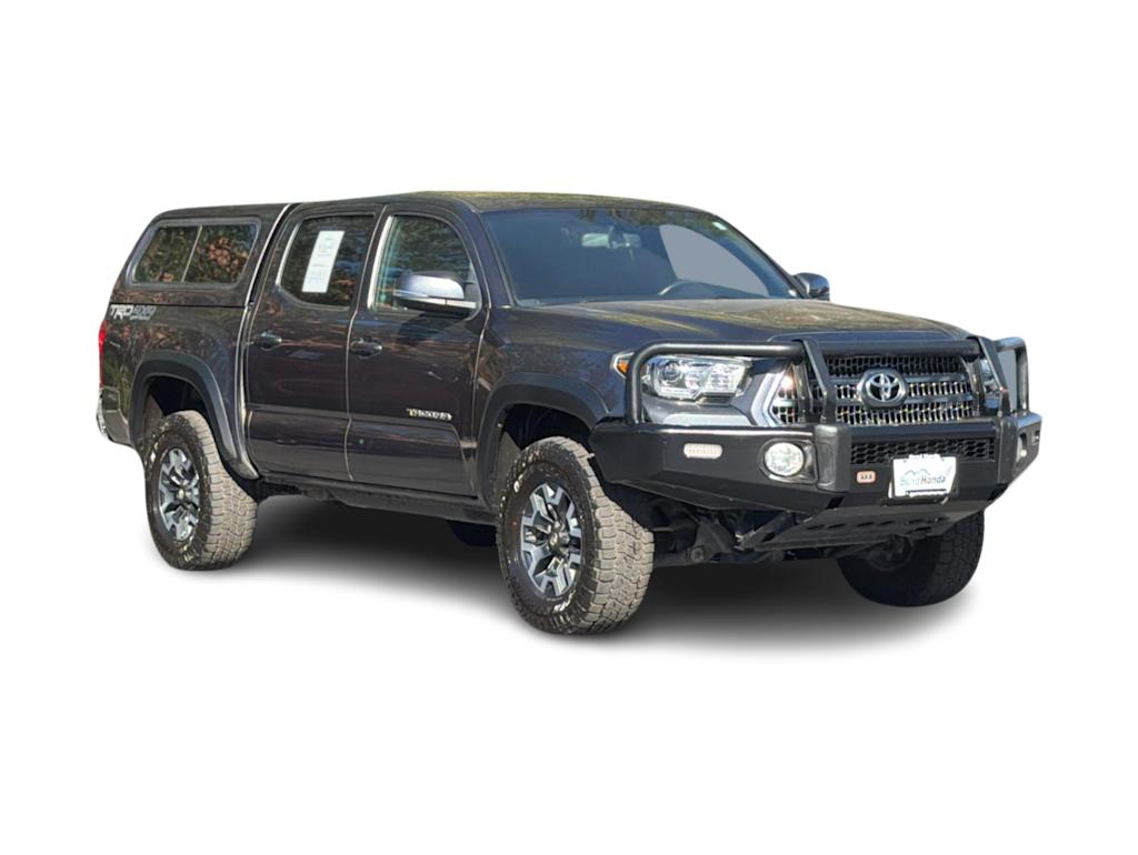 Thumbnail: 2017 Toyota Tacoma - 20
