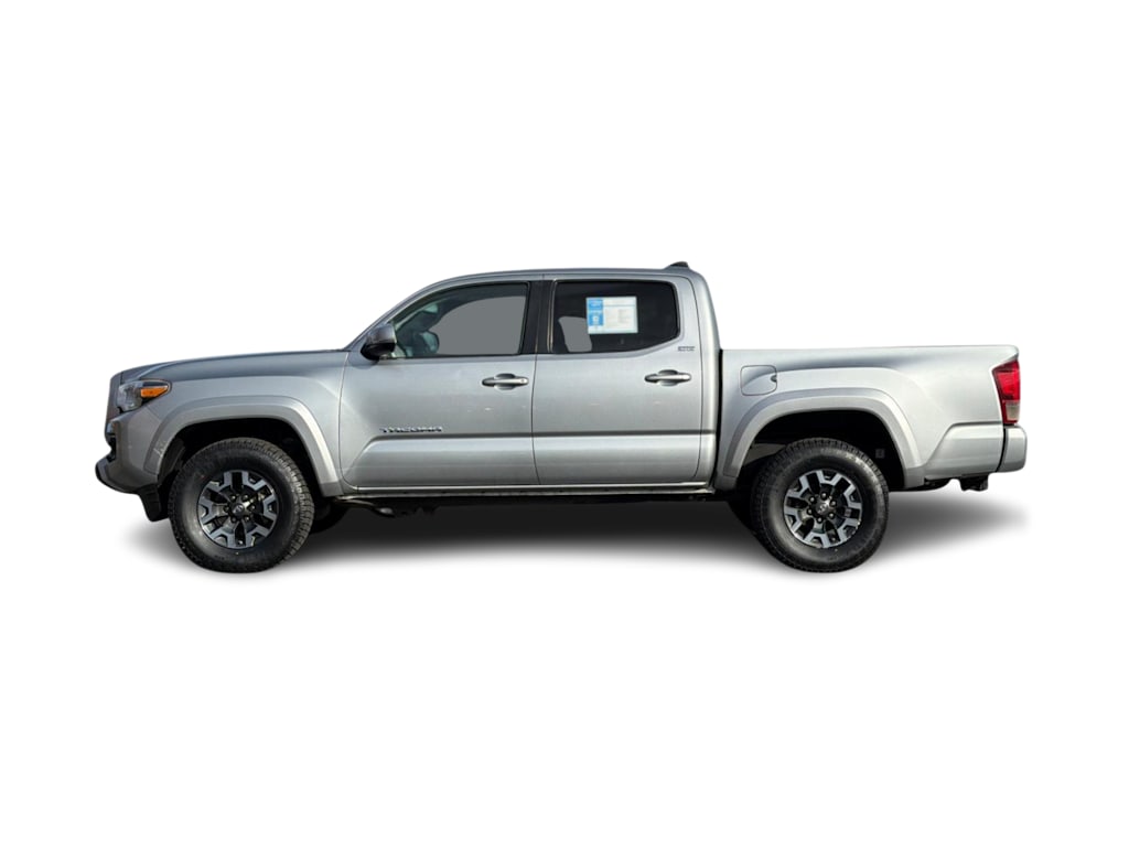 Thumbnail: 2023 Toyota Tacoma - 4