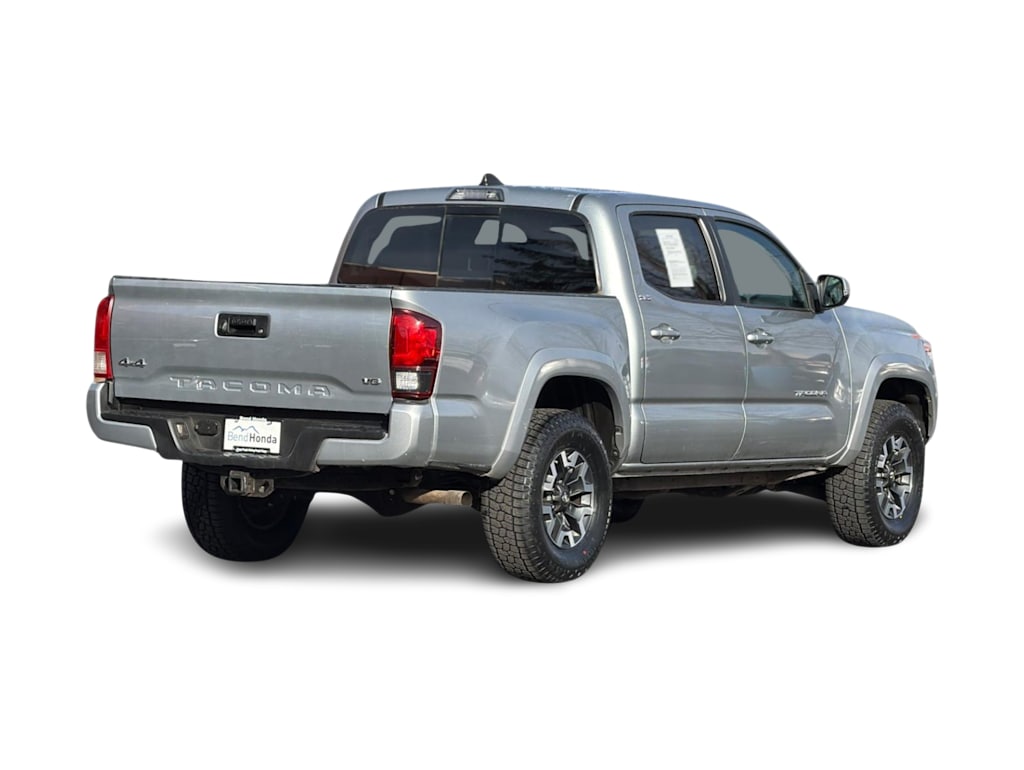 Thumbnail: 2023 Toyota Tacoma - 18