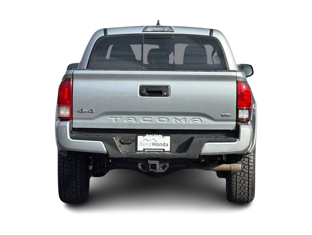 Thumbnail: 2023 Toyota Tacoma - 6