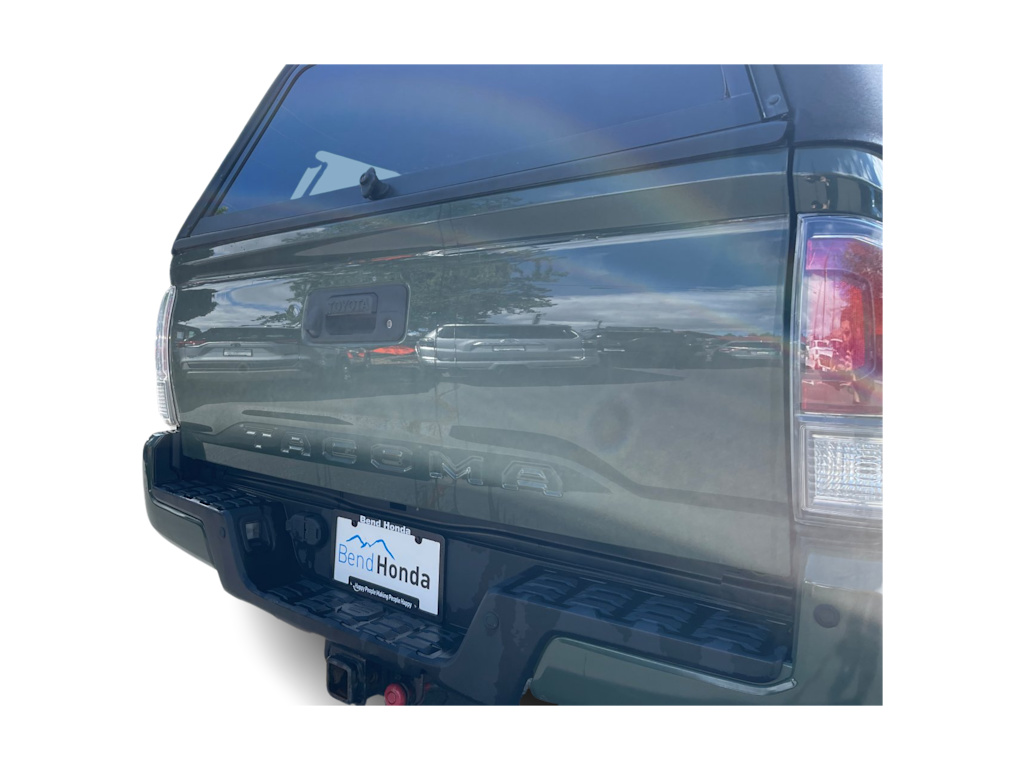 Thumbnail: 2021 Toyota Tacoma - 16