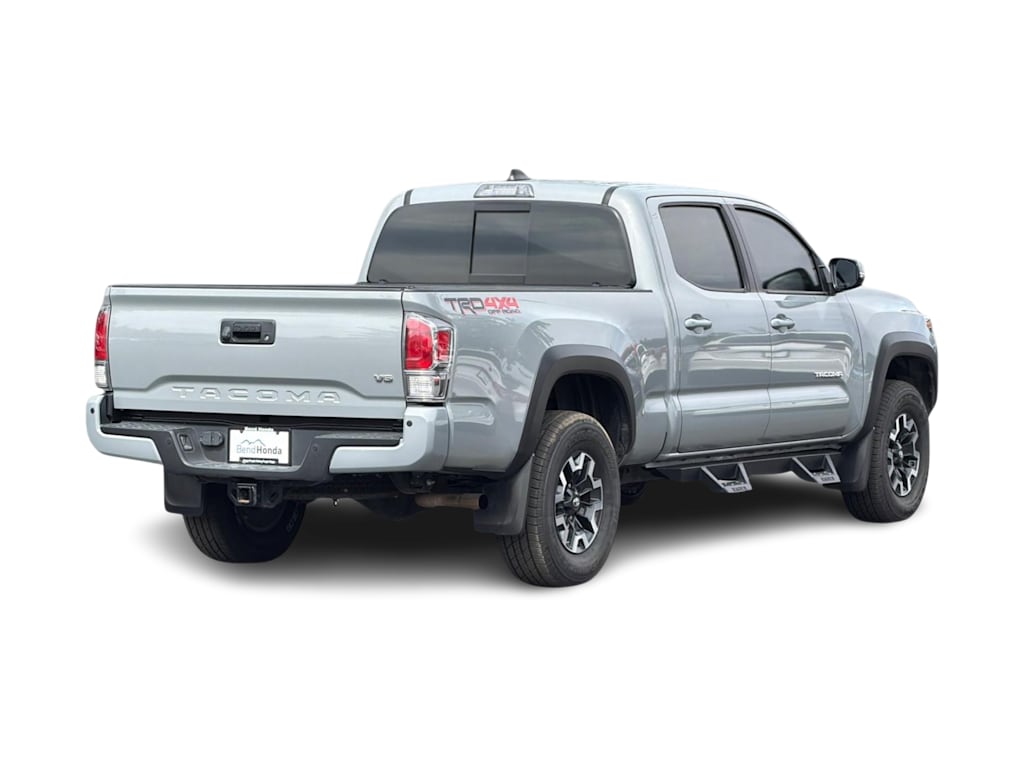Thumbnail: 2021 Toyota Tacoma - 17