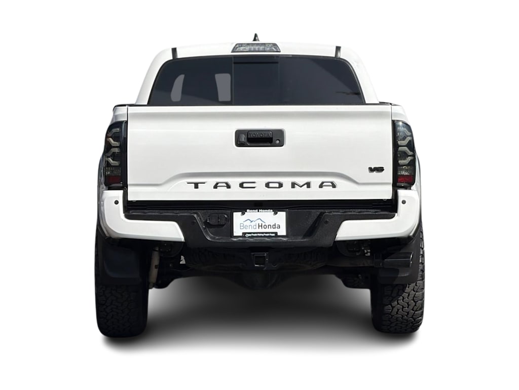 Thumbnail: 2021 Toyota Tacoma - 16