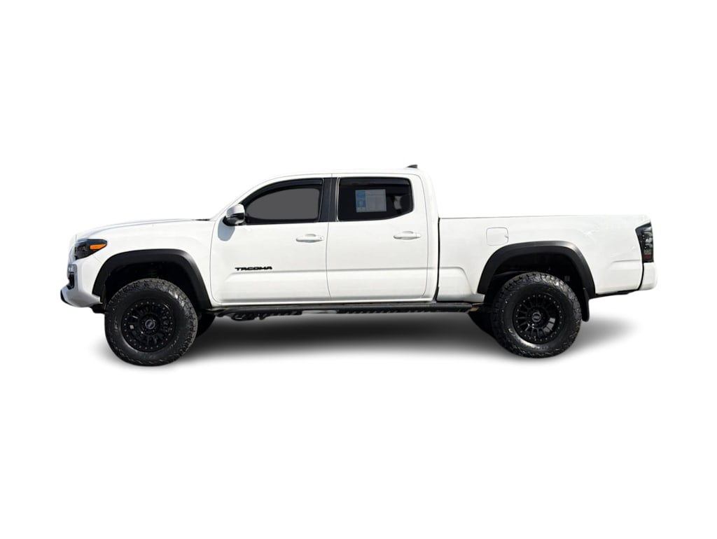 Thumbnail: 2021 Toyota Tacoma - 3