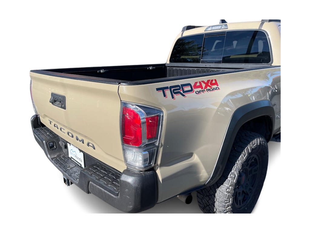 Thumbnail: 2020 Toyota Tacoma - 15
