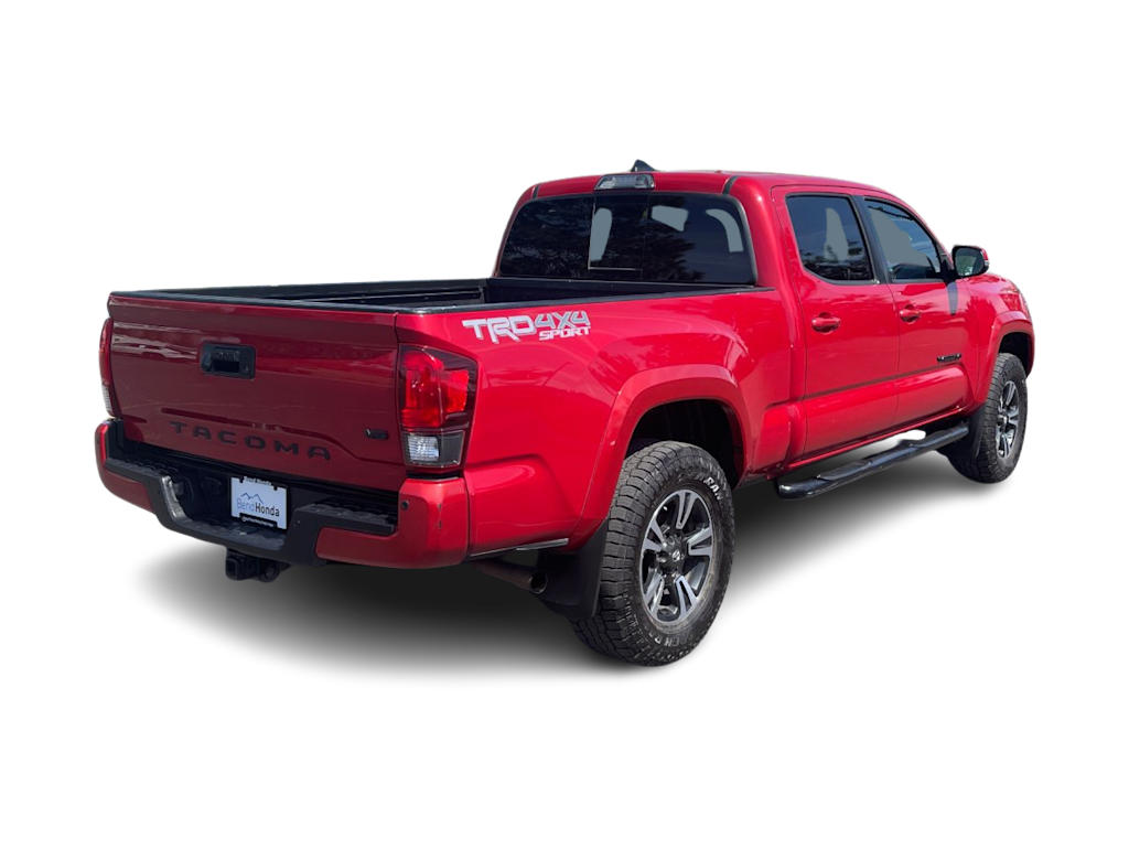 Thumbnail: 2019 Toyota Tacoma - 12
