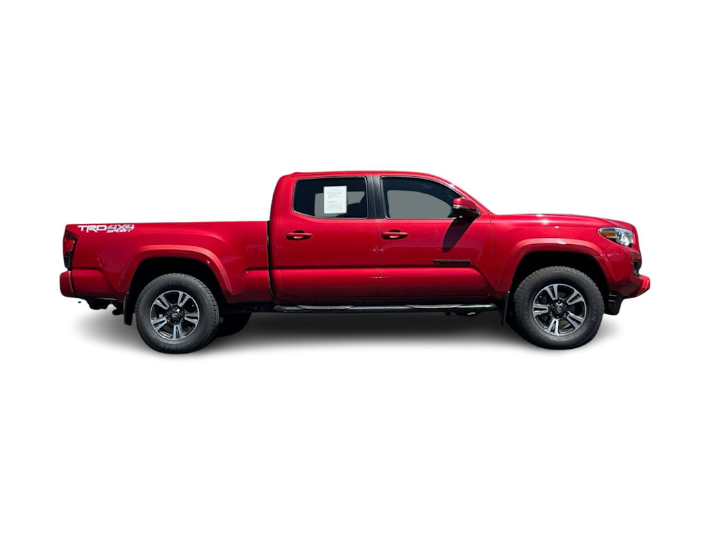 Thumbnail: 2019 Toyota Tacoma - 16