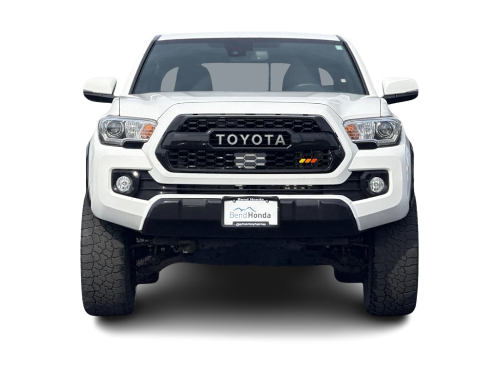 Thumbnail: 2021 Toyota Tacoma - 19