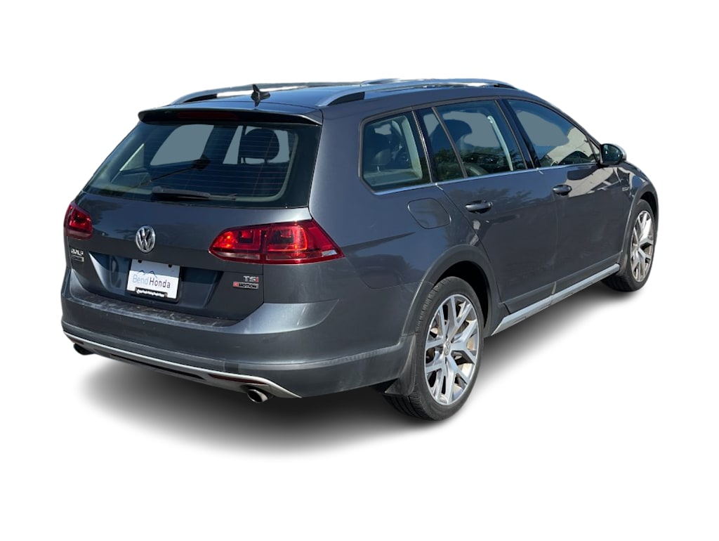 Thumbnail: 2017 Volkswagen Golf - 14